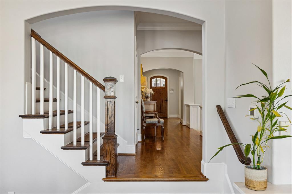 8019 Deer Trail Drive