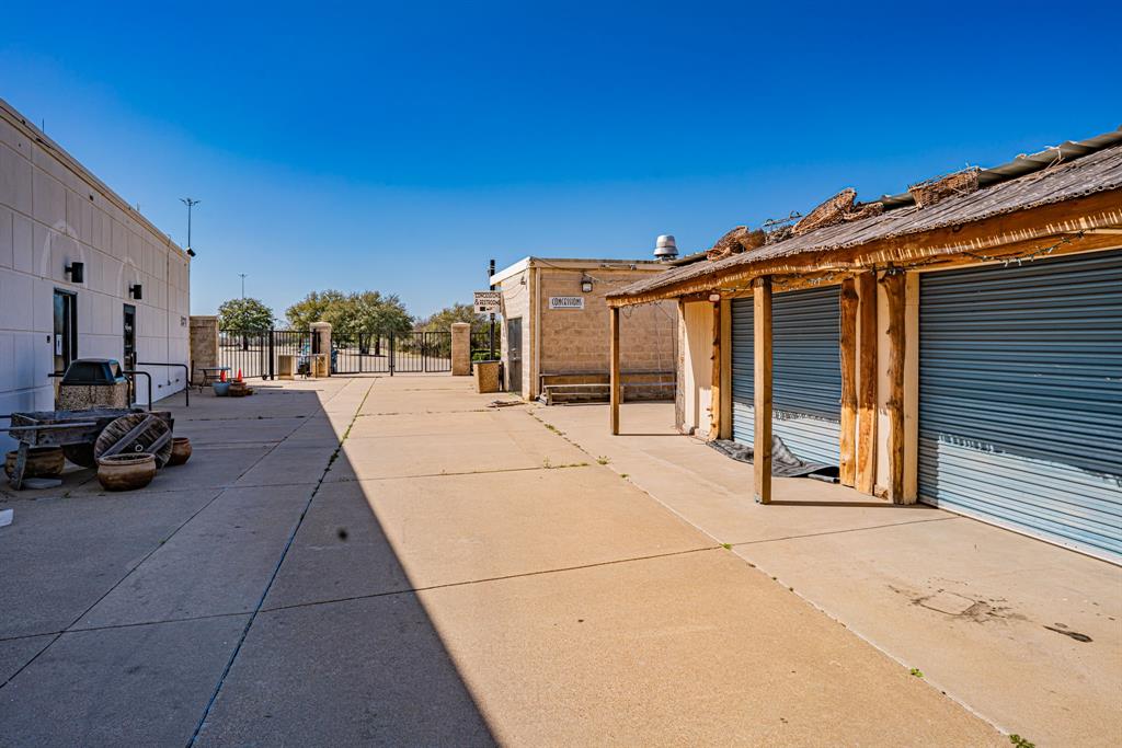 none - Commercial Sale