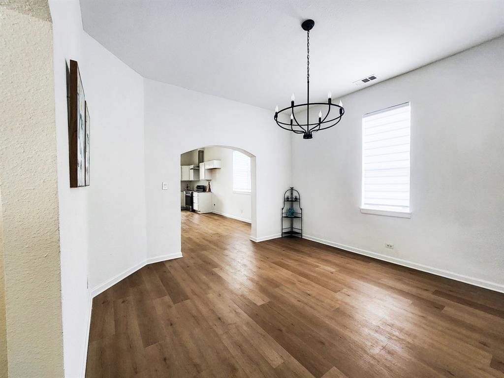 1532 E Myrtle Street