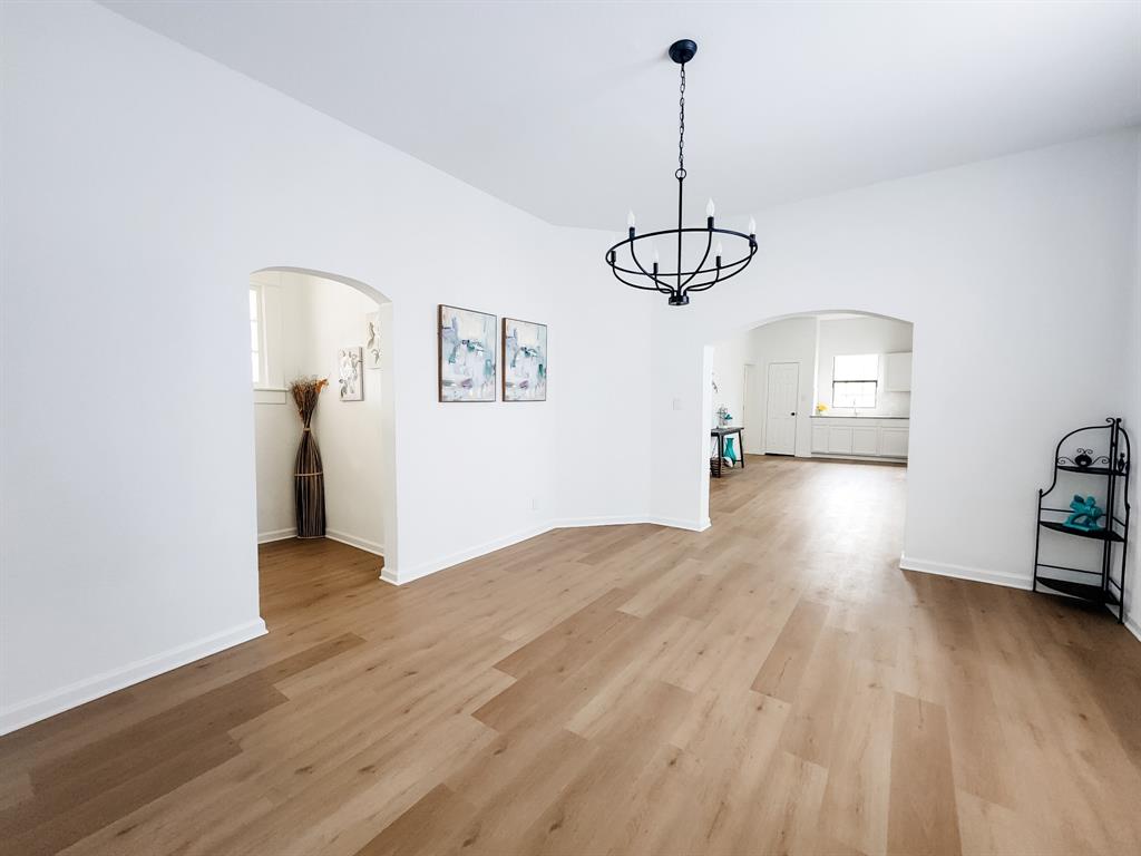 1532 E Myrtle Street