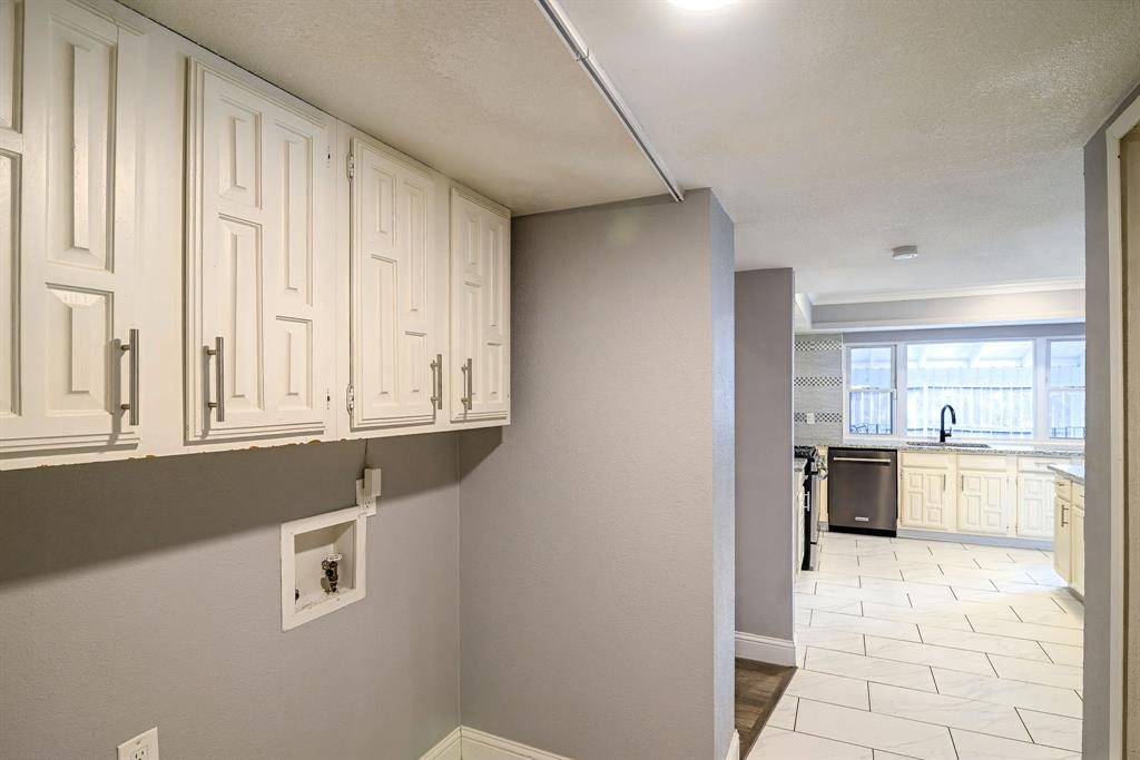 White Rock Village - Residential