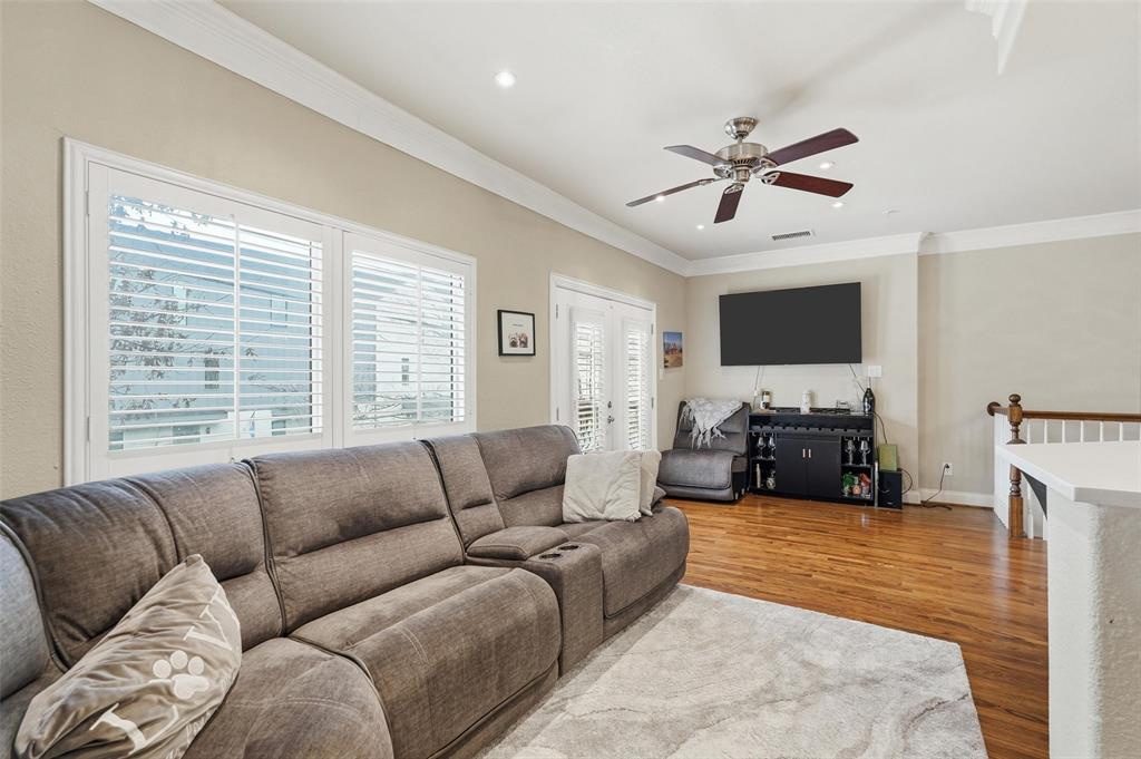 Versaille Condo - Residential