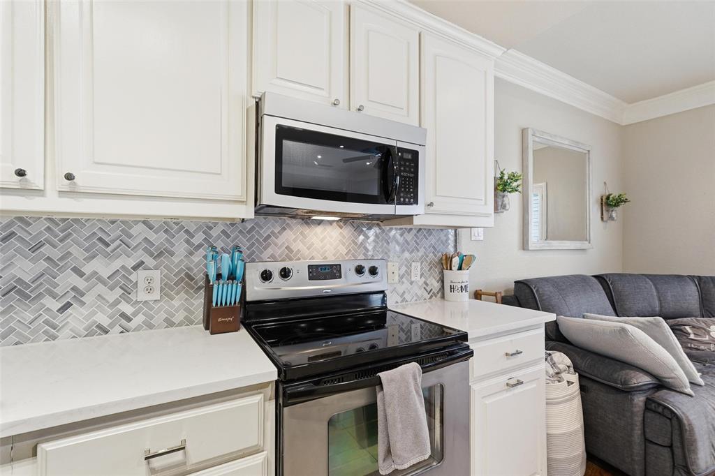 Versaille Condo - Residential