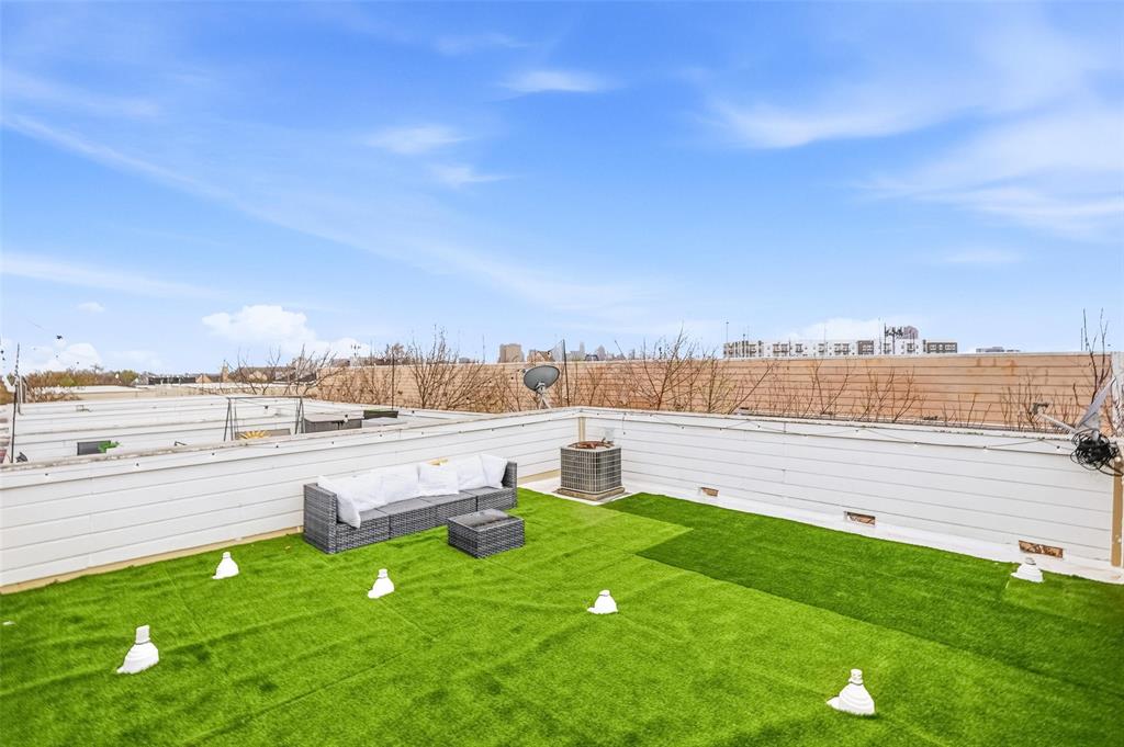 Versaille Condo - Residential