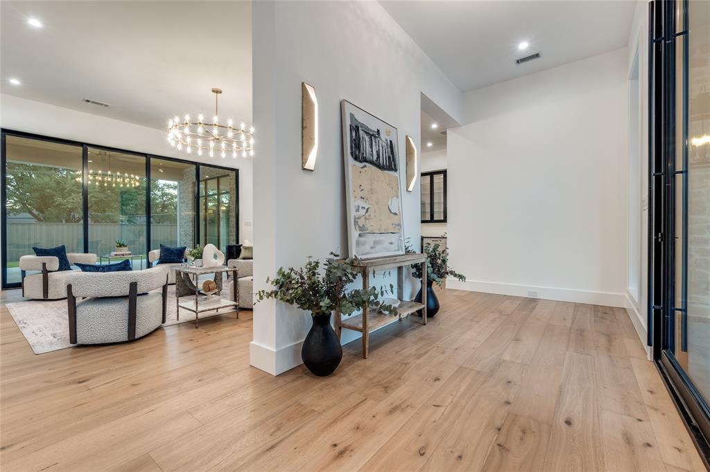 3788 Vinecrest Drive