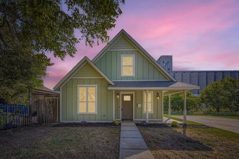 1911 Galveston Avenue Fort Worth TX 76110