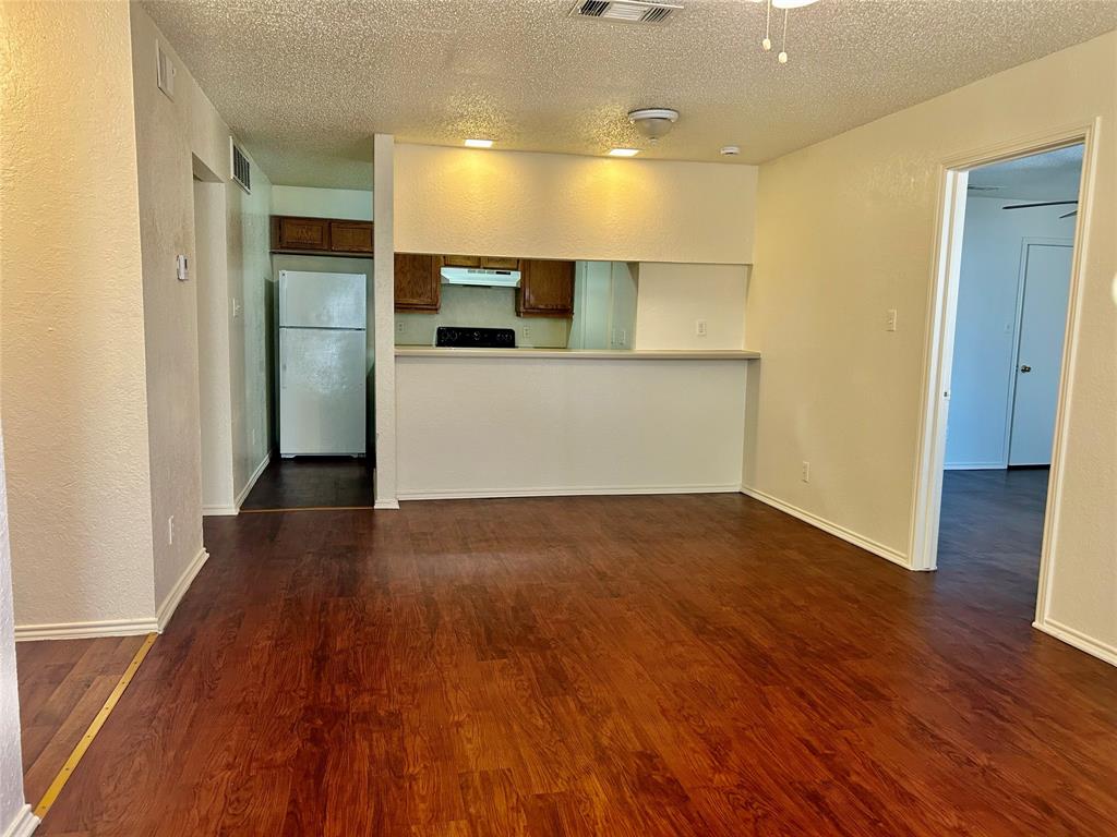 Crestbluff Condo - Residential Lease