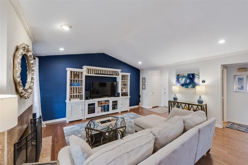 Hollows North Condo - Residential