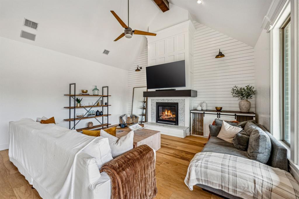 Abes Landing Ph 5a-2 - Residential Lease