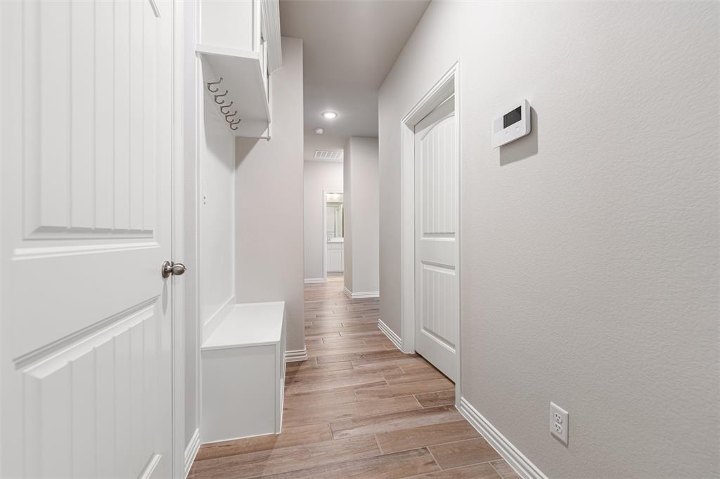 Aero Vista - Residential