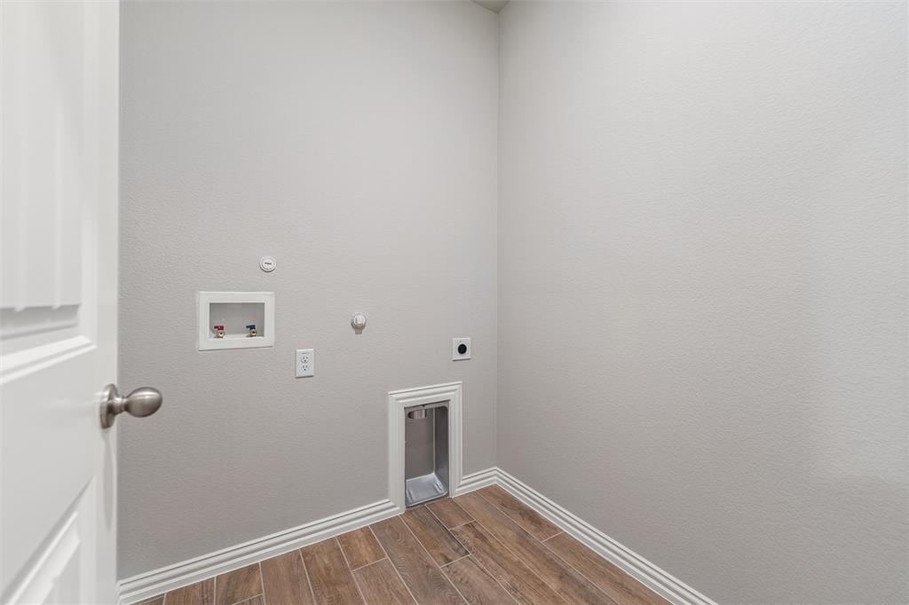 Aero Vista - Residential