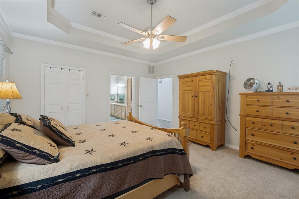 Country Place Apts Manor - Residential