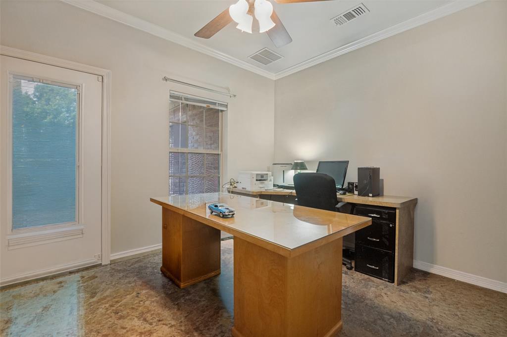 Country Place Apts Manor - Residential