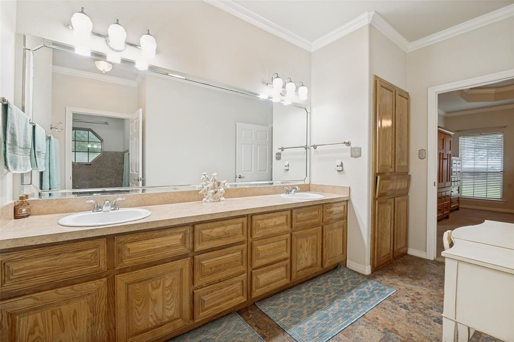 Country Place Apts Manor - Residential