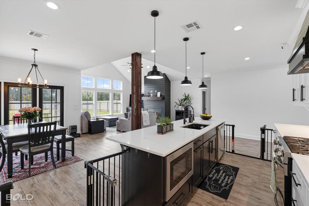 Pin Oak Landing - Residential