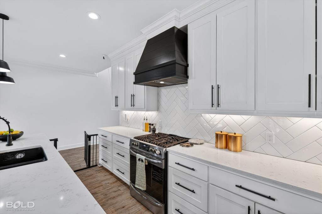 Pin Oak Landing - Residential