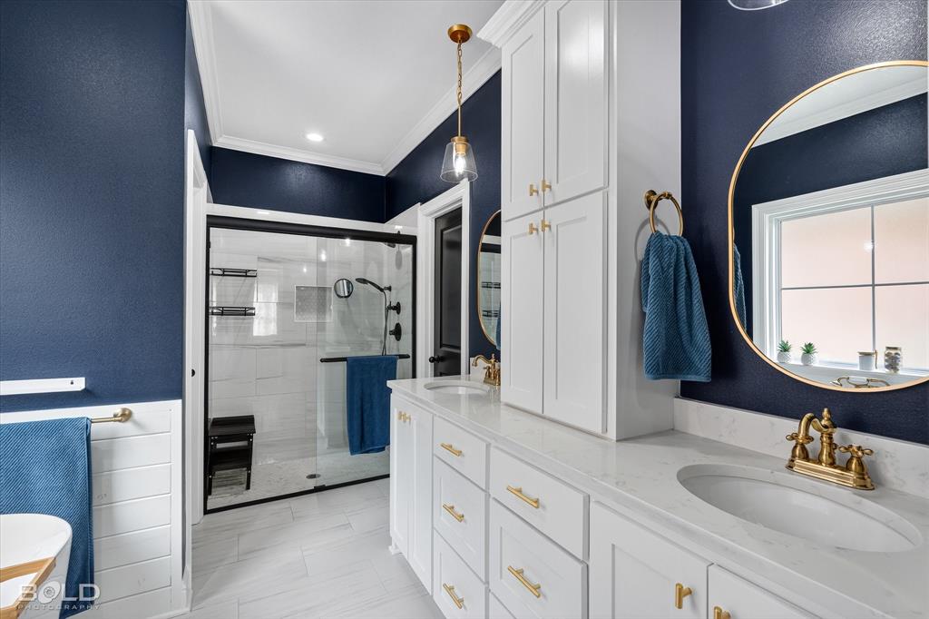 Pin Oak Landing - Residential