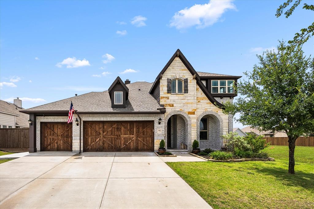 Photo of 1042 Watercourse Place, Royse City, TX 75189 (MLS # 21375268)