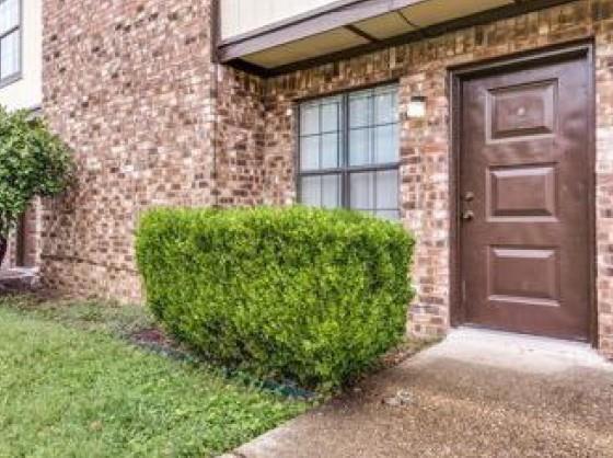 2709 Wimbledon Court