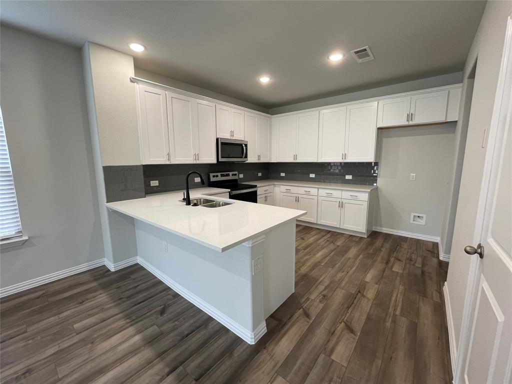 Red Eagle Place - Residential