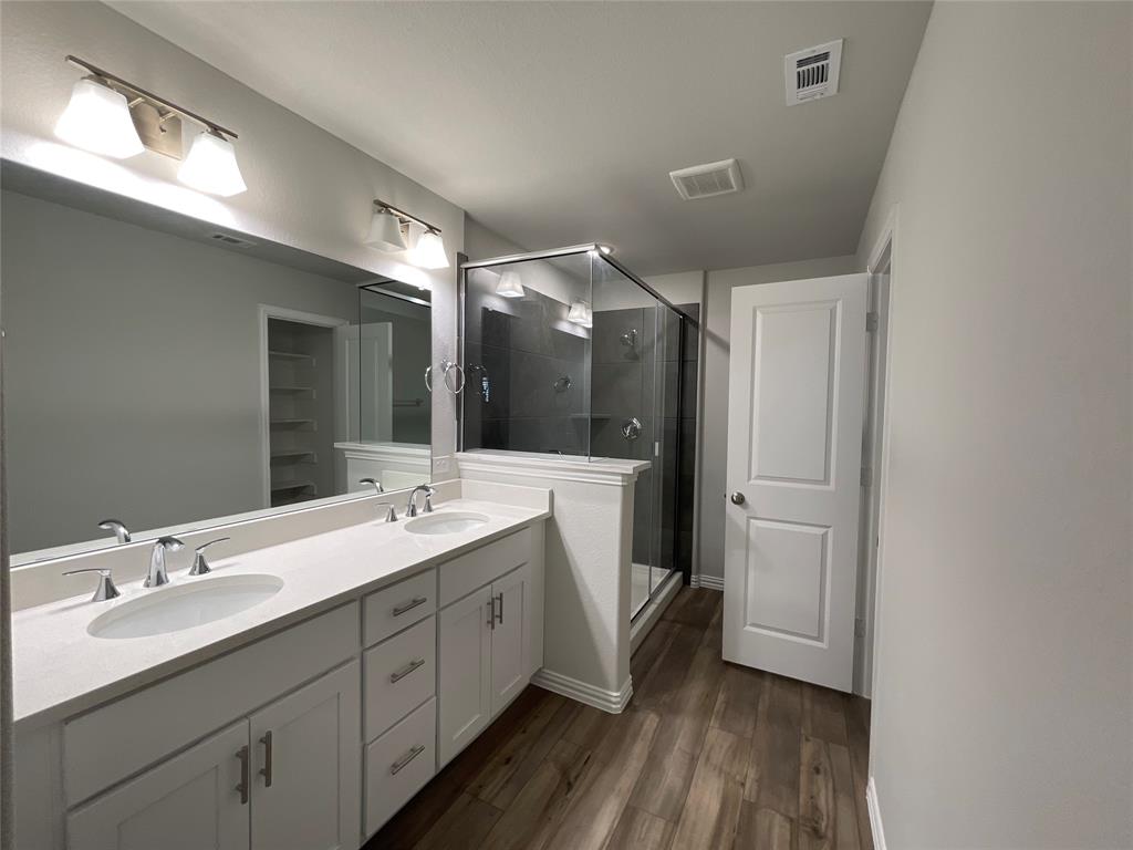 Red Eagle Place - Residential