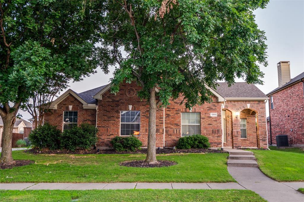 1350 Amistad Drive