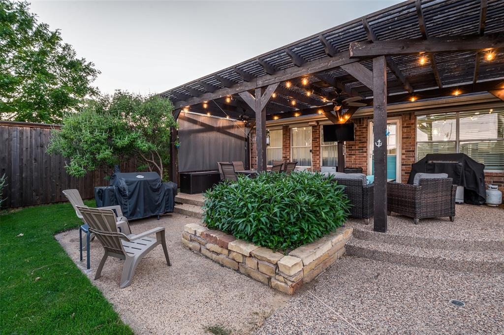 1350 Amistad Drive
