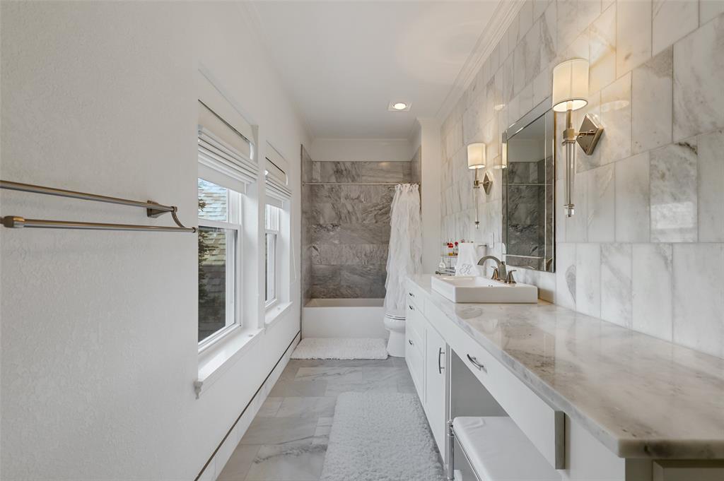 Point Noble - Residential