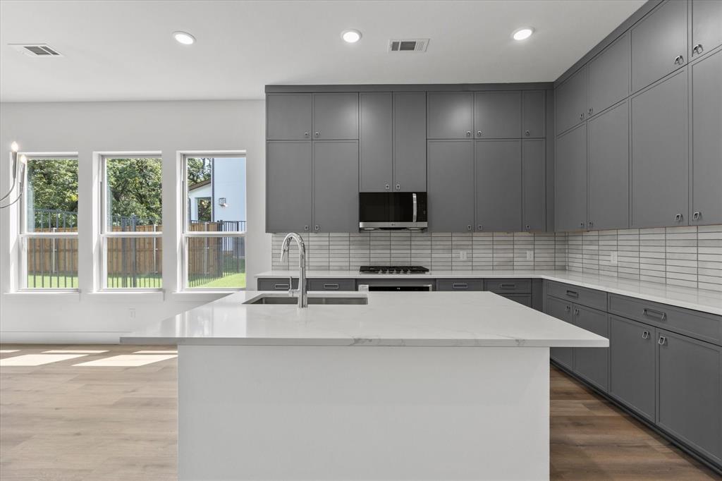 Lewisville Waters Edge II Condominium - Residential