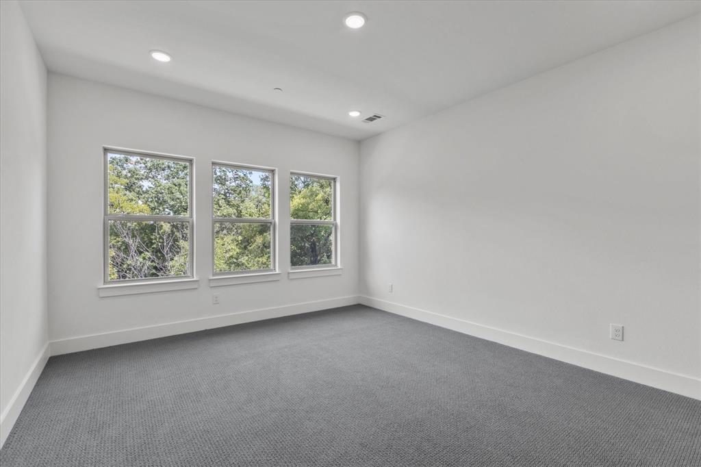 Lewisville Waters Edge II Condominium - Residential