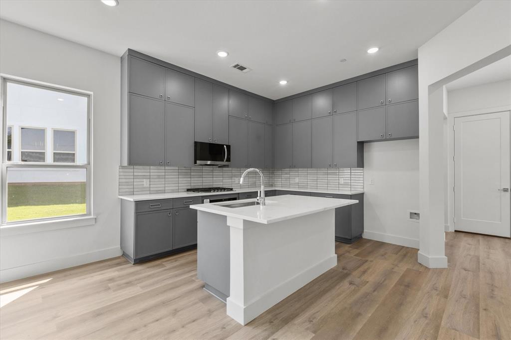 Lewisville Waters Edge II Condominium - Residential