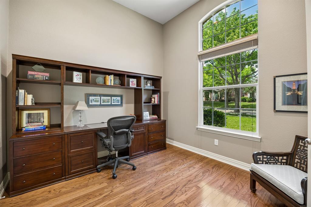 2209 Stonehenge Lane