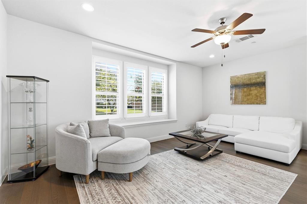 7428 Mitchell Drive