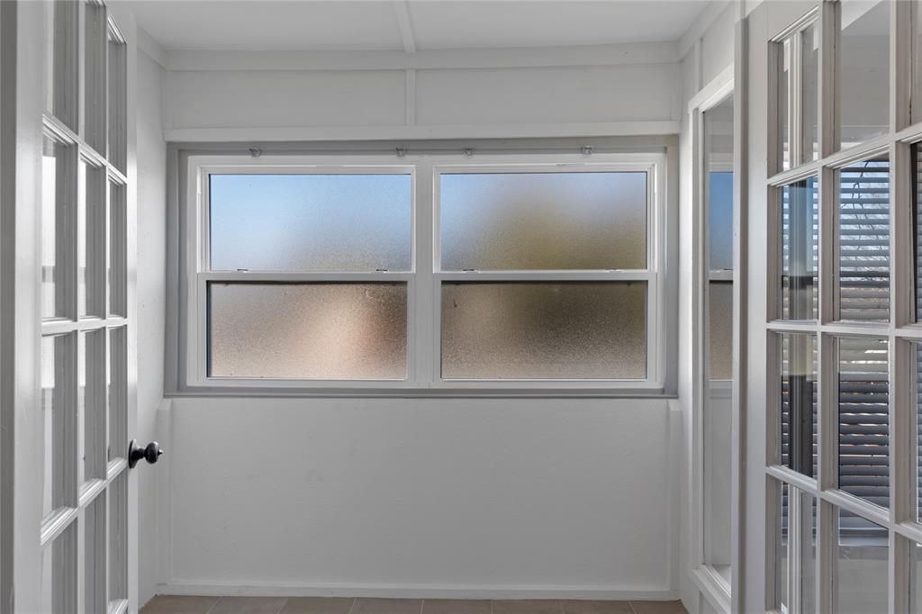 Grapevine, Texas 76051, United States, 3 Bedrooms Bedrooms, ,3 BathroomsBathrooms,Residential,Active,133690