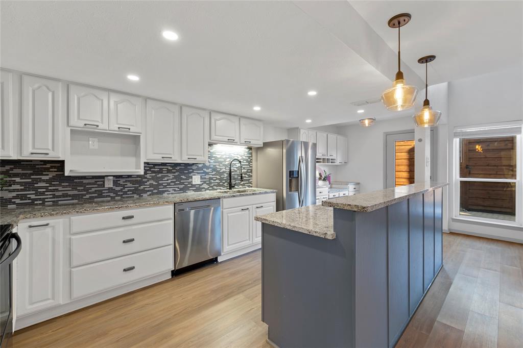 Grapevine, Texas 76051, United States, 3 Bedrooms Bedrooms, ,3 BathroomsBathrooms,Residential,Active,133690