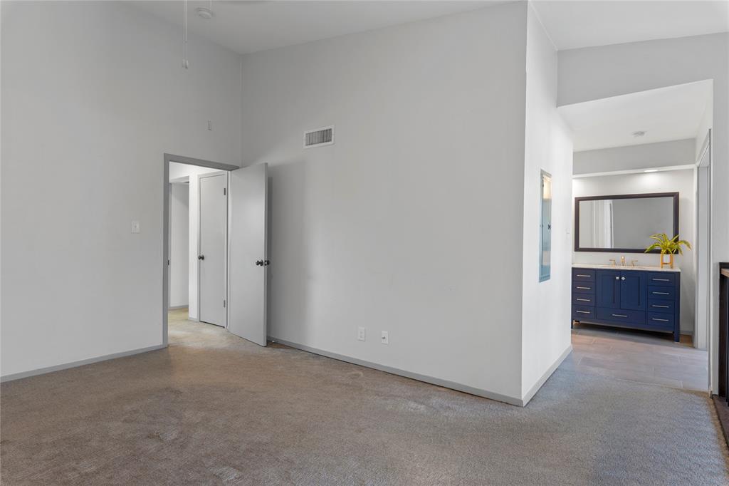 Grapevine, Texas 76051, United States, 3 Bedrooms Bedrooms, ,3 BathroomsBathrooms,Residential,Active,133690