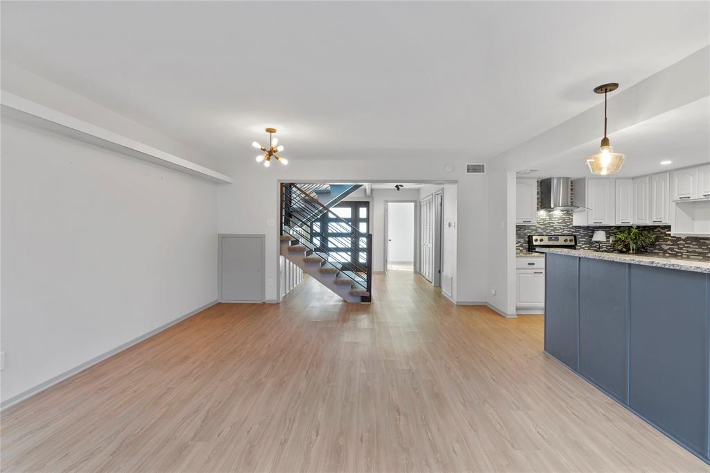 Grapevine, Texas 76051, United States, 3 Bedrooms Bedrooms, ,3 BathroomsBathrooms,Residential,Active,133690