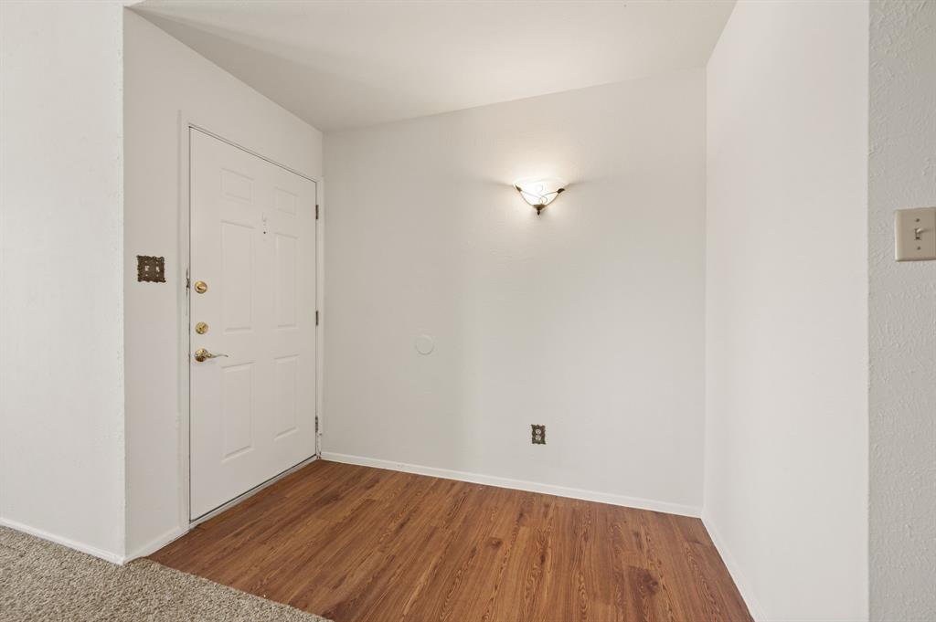 511 Scarlet Oak Street