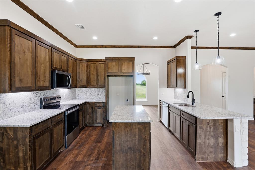 6700 county road 302