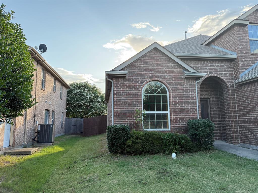 3809 White Summit Lane