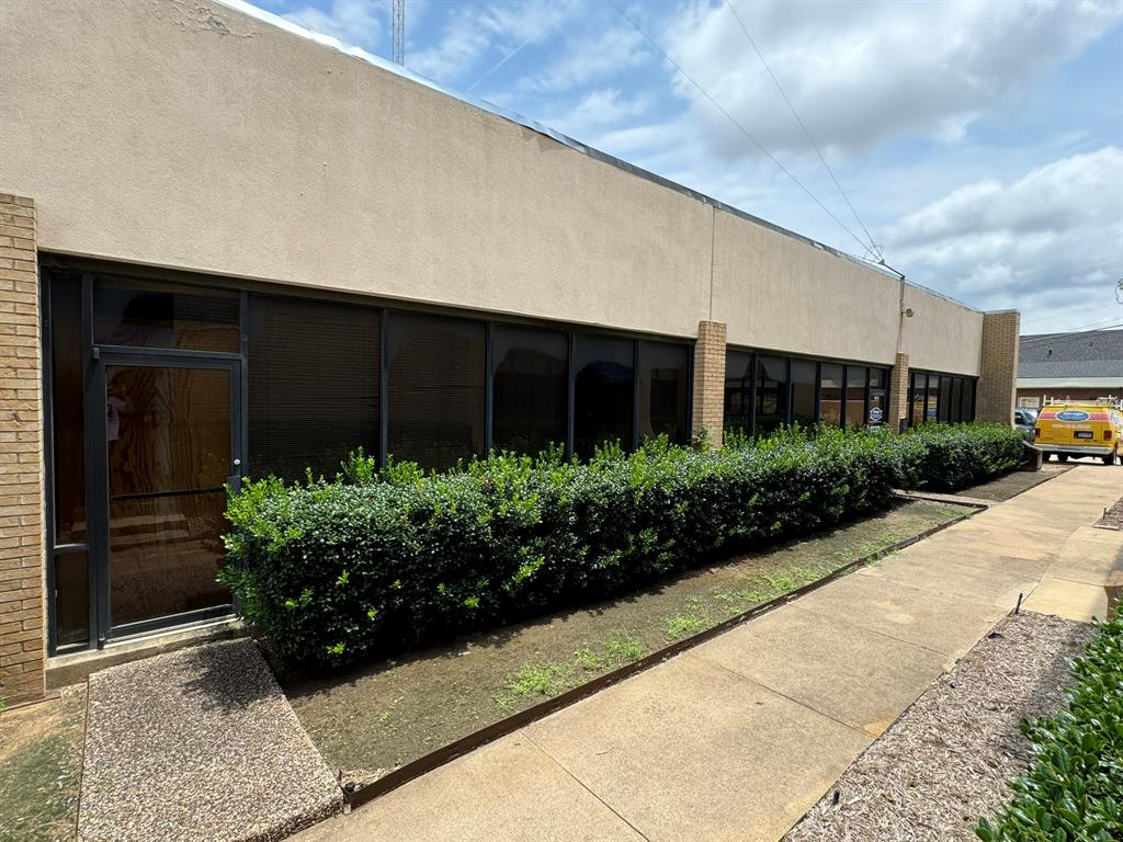1920 K Avenue