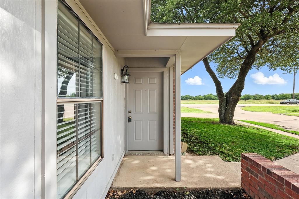 1701 Creekview Drive