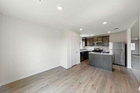 Tiny photo for 13417 Gitty Up Circle, Cresson, TX 76035 (MLS # 21201278)