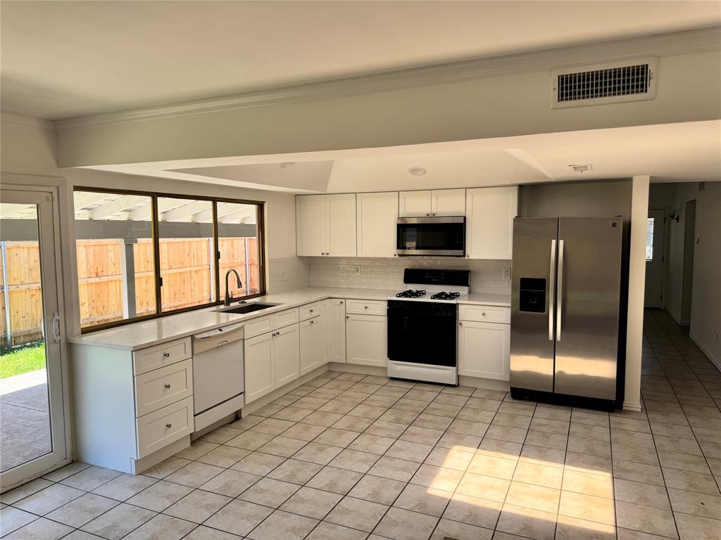 3033 Ripplewood Drive