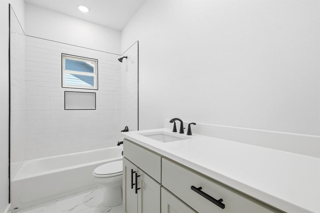 Loon Bay - Residential