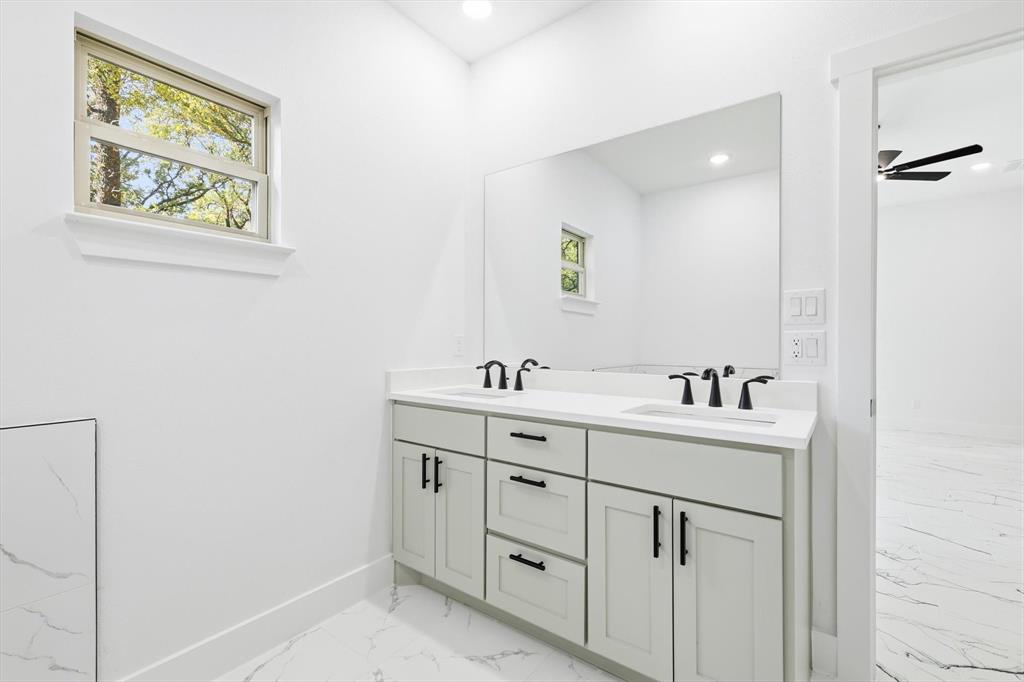 Loon Bay - Residential