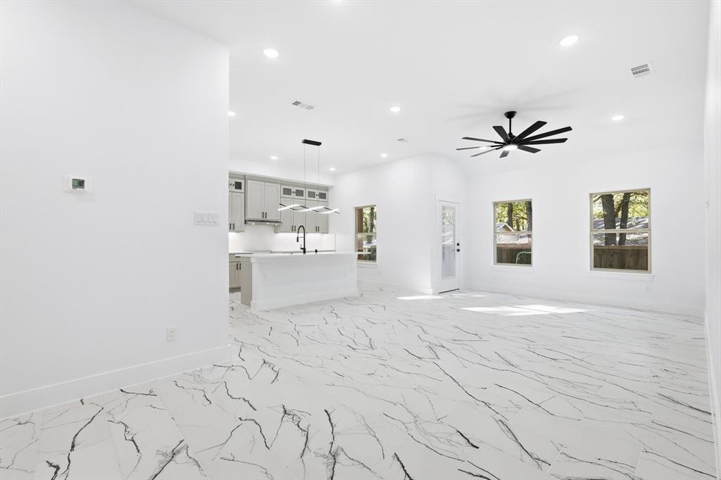 Loon Bay - Residential