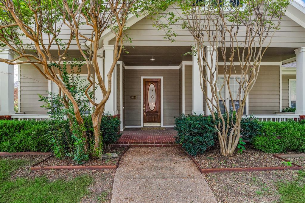 1806 E Branch Hollow Drive