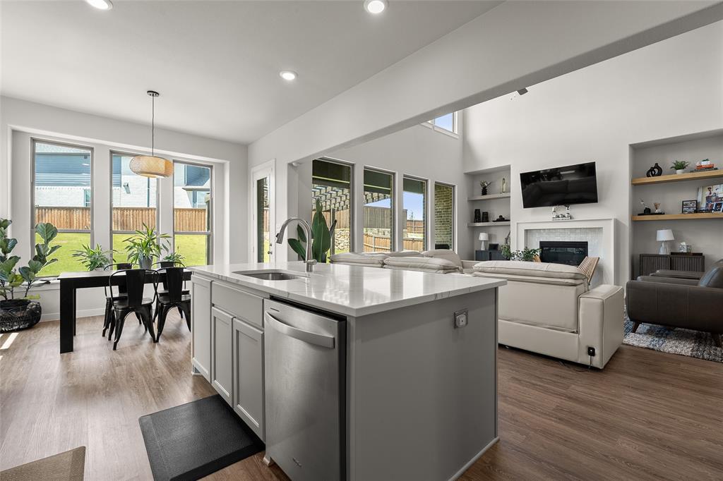 Inspiration Ph 8a - Residential Lease