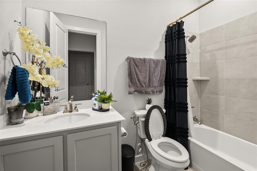 Inspiration Ph 8a - Residential Lease